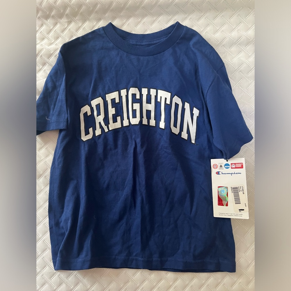 NWT Creighton t-shirt, youth xs